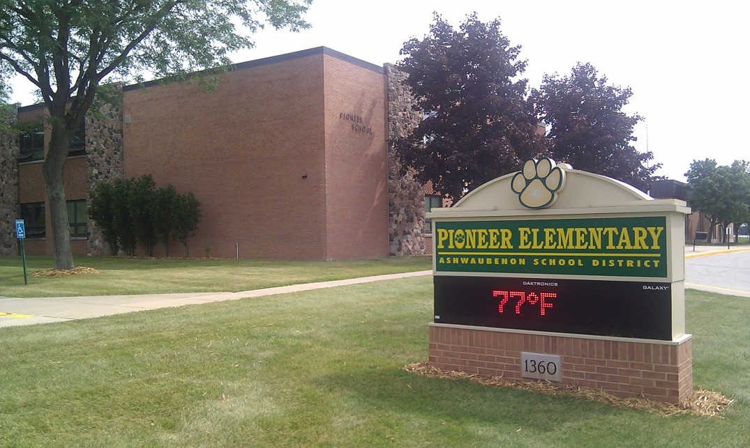 Pioneer Elementary School, Ashwaubenon, WI