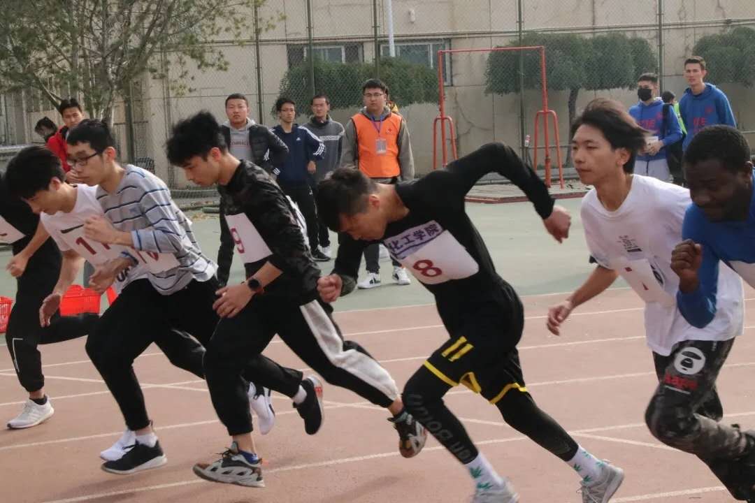 9c4ad2dba56c44069b7b1f02f0c5e590.jpg