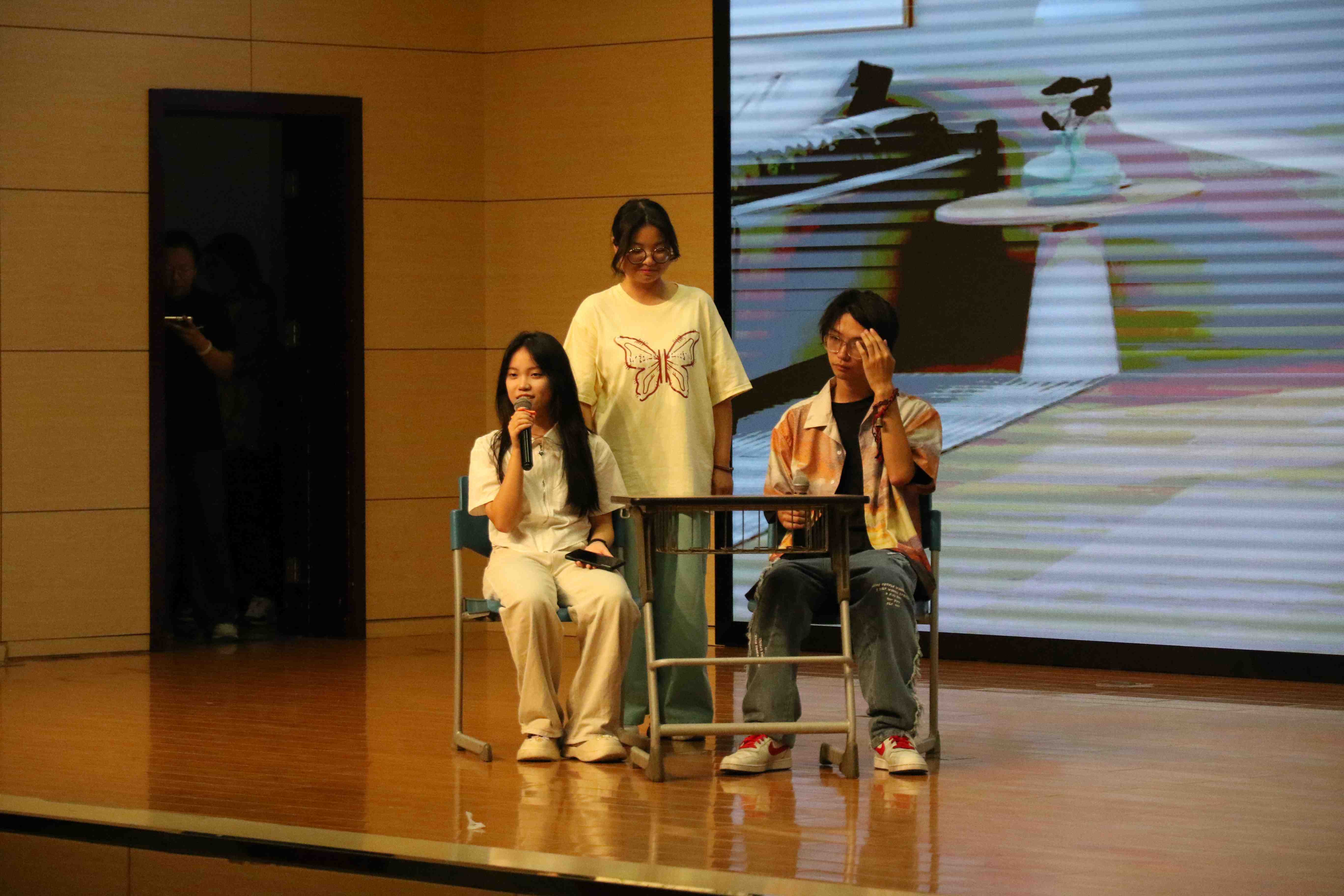 beat365中文官网经济管理学院举办“激扬活力展风采,强身健心促发展”文体活动月 (5).jpg